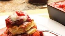 5-Ingredient Strawberry Shortcakes Recipe 5-Ingredient Strawberry Shortcakes Recipe