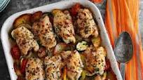 Slimming World’s rustic garlic chicken tray bake Slimming World’s rustic garlic chicken tray bake