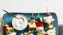 Greek salad kebabs Greek salad kebabs
