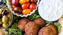 Falafel Platter with Tzatziki Sauce Falafel Platter with Tzatziki Sauce