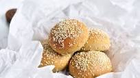 5 Minute Fluffy Flourless Paleo Hamburger Buns 5 Minute Fluffy Flourless Paleo Hamburger Buns