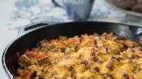Cheesy Beef and Potato Hash Cheesy Beef and Potato Hash