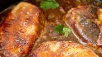 Crockpot Barbecue Pork Chops with Apples and Onions Crockpot Barbecue Pork Chops with Apples and Onions
