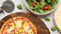 Tortilla pizza Tortilla pizza