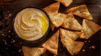 What to Eat With Hummus: Toasted Pita Chips Recipe What to Eat With Hummus: Toasted Pita Chips Recipe