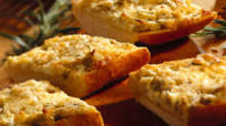 Artichoke-Rosemary Bruschetta Artichoke-Rosemary Bruschetta