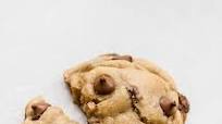 Crumbl Chocolate Chip Cookies Crumbl Chocolate Chip Cookies