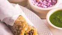 Frankie Recipe (Bombay Veg Frankie Roll) Frankie Recipe (Bombay Veg Frankie Roll)