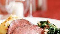 Slow-Roasted Beef Tenderloin with Thyme Slow-Roasted Beef Tenderloin with Thyme