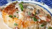 Smothered Pork Chops (Keto, Low Carb) Smothered Pork Chops (Keto, Low Carb)