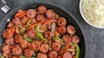 Easy Low Carb Sausage, Peppers & Onions Skillet Easy Low Carb Sausage, Peppers & Onions Skillet