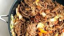 Yakisoba with Easy Homemade Seitan Yakisoba with Easy Homemade Seitan
