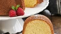 White Chocolate Bundt Cake White Chocolate Bundt Cake
