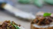 Sun-Dried Tomato and Pistachio Pesto Sun-Dried Tomato and Pistachio Pesto