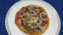 How to Prepare Homemade Tawa Chicken Pizza How to Prepare Homemade Tawa Chicken Pizza
