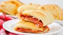 Cheesy Pepperoni Pizza Pockets