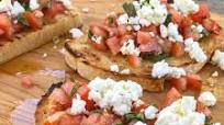 Tomato, Basil, & Goat Cheese Bruschetta Tomato, Basil, & Goat Cheese Bruschetta