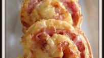 Hawaiian Pizza Scrolls Hawaiian Pizza Scrolls
