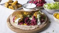 Baked falafel with beetroot tzatziki Baked falafel with beetroot tzatziki