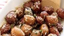 Slow Cooker Herb Roasted Garlic Potatoes Slow Cooker Herb Roasted Garlic Potatoes