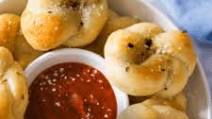 Easy Garlic Knots Recipe Easy Garlic Knots Recipe