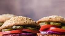 Juicy Salmon Burgers & Secret Sauce Juicy Salmon Burgers & Secret Sauce