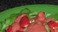 Strawberry Spinach Salad (WW) Strawberry Spinach Salad (WW)