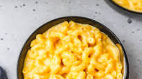 Instant Pot Macaroni and Cheese {5 Minute Recipe!} Instant Pot Macaroni and Cheese {5 Minute Recipe!}