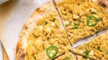 Spicy Vegan Mac and Cheese Pizza Spicy Vegan Mac and Cheese Pizza