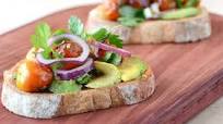 Cómo preparar bruschetta de palta y cherry Cómo preparar bruschetta de palta y cherry