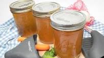 Instant Pot® Chicken Bone Broth Instant Pot® Chicken Bone Broth