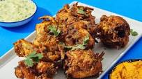 Paneer Pakoras with Cooling Raita Sauce Paneer Pakoras with Cooling Raita Sauce
