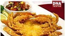 Classic Fried Soft-Shell Crab Sandwiches With Lettuce and Tomato Classic Fried Soft-Shell Crab Sandwiches With Lettuce and Tomato