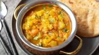 Lauki / Bottle Gourd Curry - Instant Pot Pressure Cooker Lauki / Bottle Gourd Curry - Instant Pot Pressure Cooker