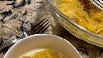 Cacio e Pepe Spaghetti Squash Cacio e Pepe Spaghetti Squash