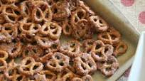 Quick and Easy Cinnamon Sugar Pretzels Quick and Easy Cinnamon Sugar Pretzels