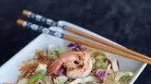 Low-Calorie Shrimp Egg Roll in a Bowl Low-Calorie Shrimp Egg Roll in a Bowl