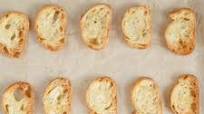Crostini Crostini