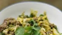 Ground Beef Skillet with Pesto and Greens (Low-FODMAP) Ground Beef Skillet with Pesto and Greens (Low-FODMAP)