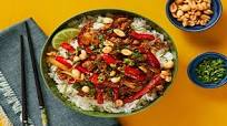 Sweet Chili Pork Bowls with Bell Pepper & Peanuts Sweet Chili Pork Bowls with Bell Pepper & Peanuts