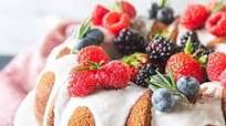 Christmas Wreath Bundt Cake (Gluten-Free) Christmas Wreath Bundt Cake (Gluten-Free)