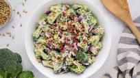 Fresh Broccoli Salad (Made with Greek Yogurt!) Fresh Broccoli Salad (Made with Greek Yogurt!)