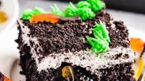 Dirt and Worms Poke Cake Dirt and Worms Poke Cake