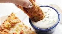 Garlic Dipping Sauce for Pizza Garlic Dipping Sauce for Pizza