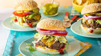 Classic Cheeseburger Classic Cheeseburger