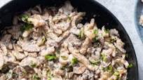 Spaetzle With Mushrooms in Cream Sauce Spaetzle With Mushrooms in Cream Sauce