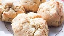 Easy Almond Flour Biscuits Easy Almond Flour Biscuits