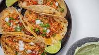 Easy Slow Cooker Chicken Tinga Tacos Easy Slow Cooker Chicken Tinga Tacos