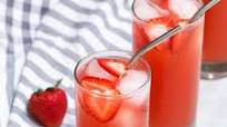 Strawberry Acai Refresher Recipe (+VIDEO) Strawberry Acai Refresher Recipe (+VIDEO)