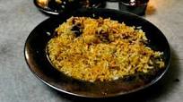 हैदराबादी बिरयानी रेसिपी (Hyderabadi Biryani Recipe) हैदराबादी बिरयानी रेसिपी (Hyderabadi Biryani Recipe)